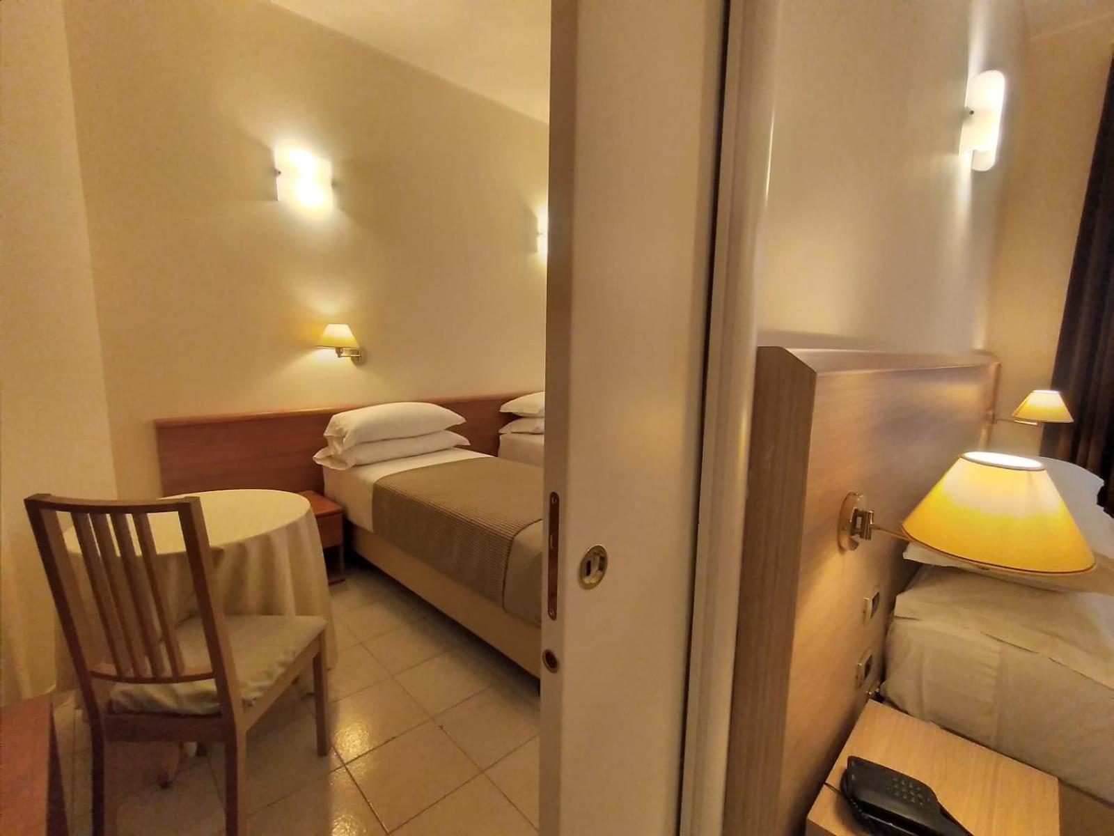 Hotel Principe Eugenio Rom Exteriör bild